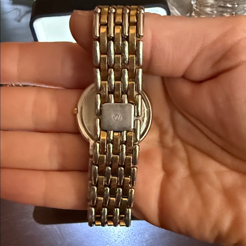 Movado Watch, Very sharp. - Picture 5 of 6